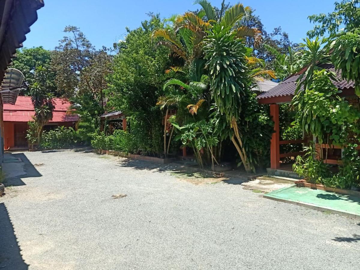 Pina House Hotel Kep Exterior foto