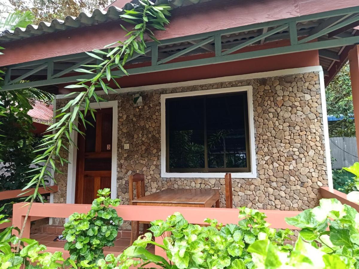 Pina House Hotel Kep Exterior foto