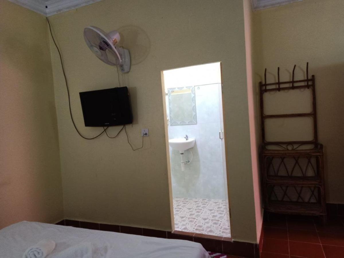 Pina House Hotel Kep Exterior foto