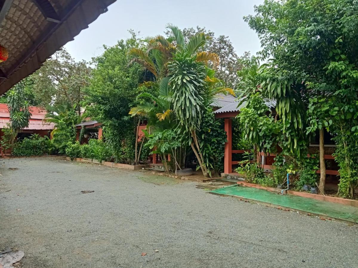 Pina House Hotel Kep Exterior foto